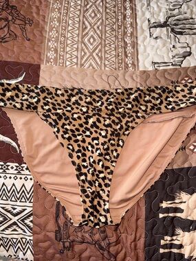Aerie cheetah print bikini bottoms